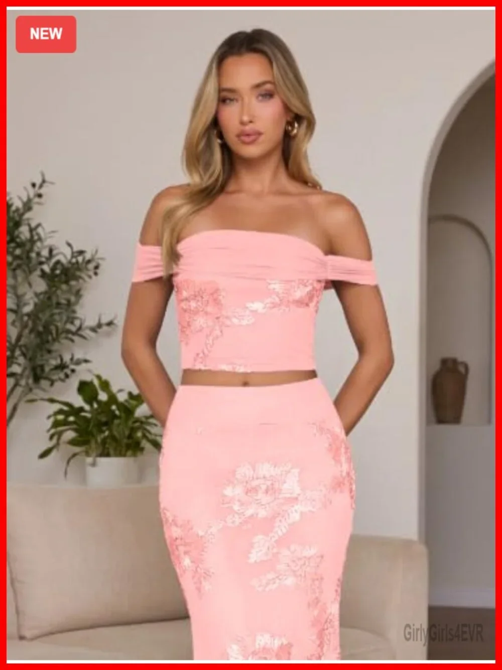 N/A floral mesh